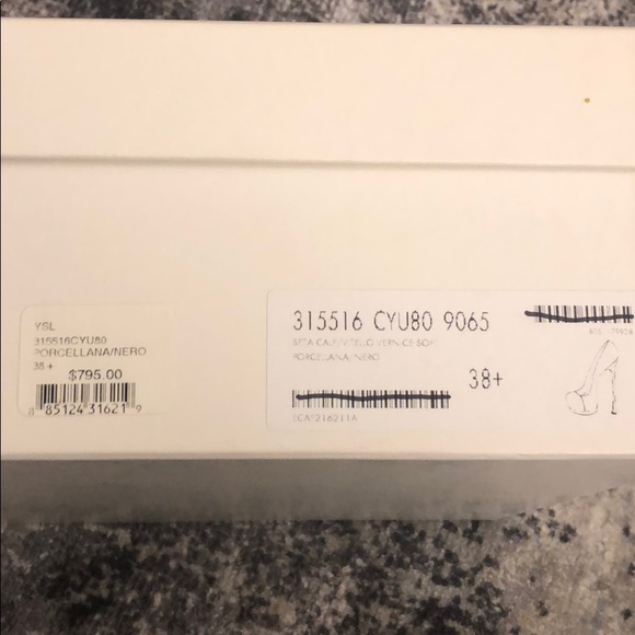 YSL Porcellana Heels - Picture 4 of 7